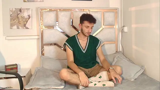 Curlystartt Webcamshow