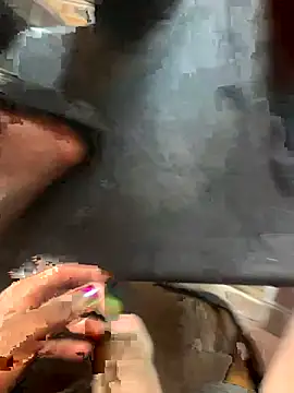 taitaimont 即時 XXX 聊天