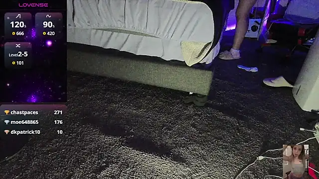 Blondiewithanass' Live XXX Chat