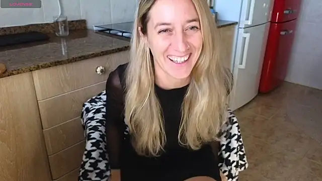 Živý XXX chat Lunamix