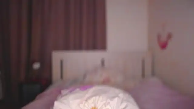 JuicyHelenX live XXX chat