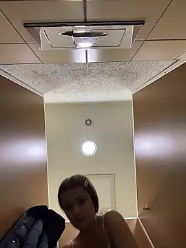 KittyQueeny Webcam Show