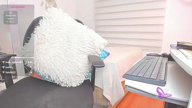 SharonVelvet Chat XXX live