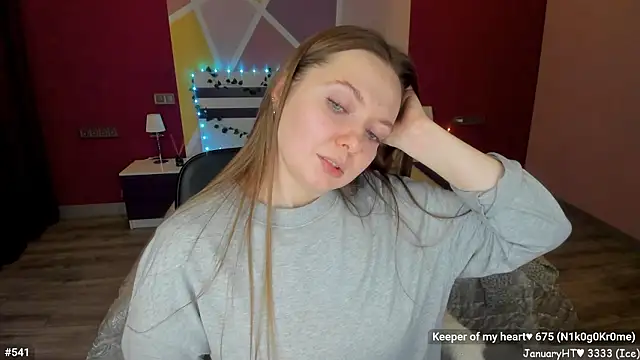 LizaGost Adlı Modelin Canlı XXX Sohbeti