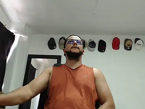 cloudsxxx Live XXX-Chat