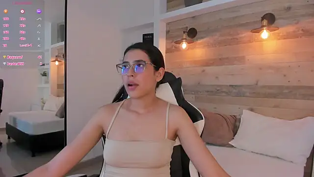 แชท XXX สดของ desireee_