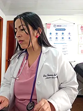 Czat XXX na żywo – JustSamantha_