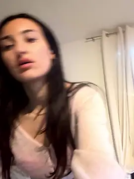 cassandra47's Live XXX Chat