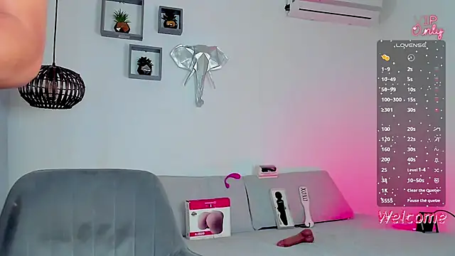 AmberAdams_ Live XXX Chat