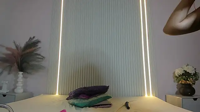 Izelevans' Live XXX Chat