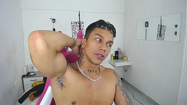 Leonard_Price 웹캠 쇼