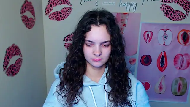 _SusieSu_'s Live XXX Chat