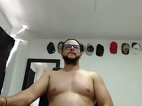 cloudsxxx – Live XXX-chat