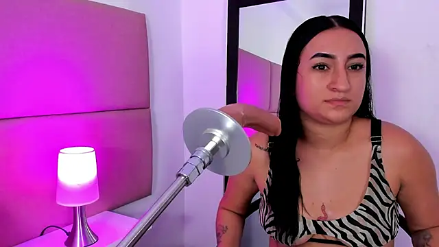 SammyMorales' Live XXX Chat