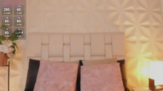 scarlettadams__'s Live XXX Chat