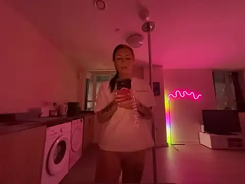 lace_xxx's Webcam Show