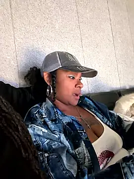 HaloRodeoLover2n Live XXX chat