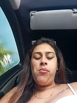 Latina_sexy1's Live XXX Chat