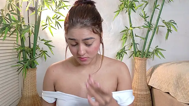 natalia_aguirre1's Live XXX Chat