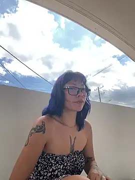 Namii_cute Adlı Modelin Canlı XXX Sohbeti