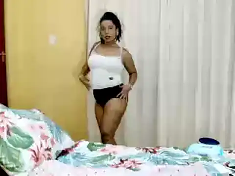 MiZzCreator élő XXX-chatje