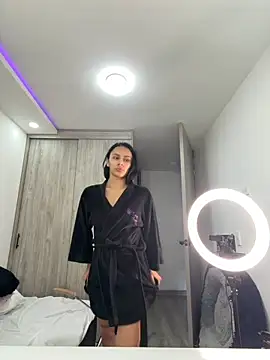 karlyn_angels' Live XXX Chat