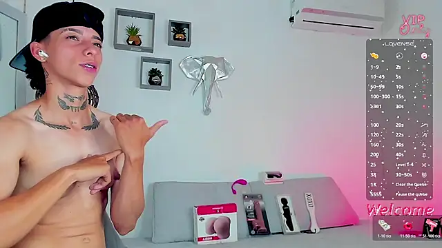 AmberAdams_ Live XXX-chat