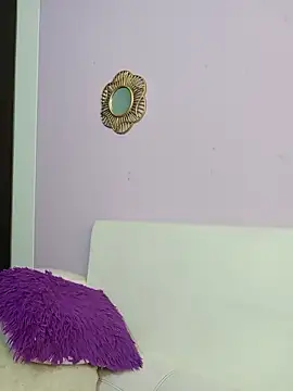 Deina_bunny live XXX chat