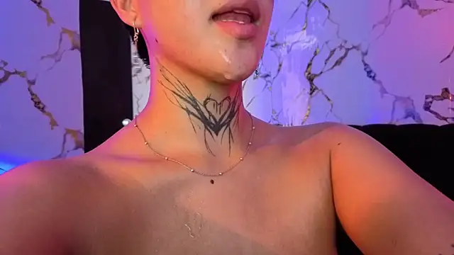 Rebeka-baker's Live XXX Chat