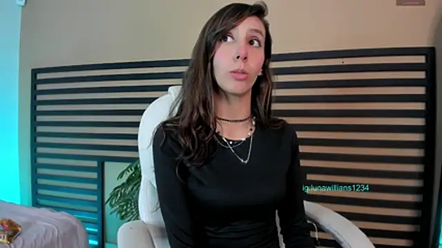 luna_willians' Live XXX Chat