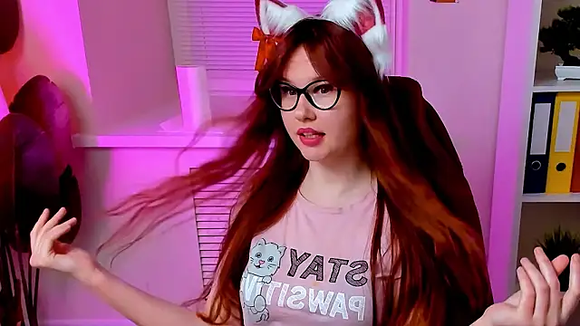 CarolGiggly's Live XXX Chat