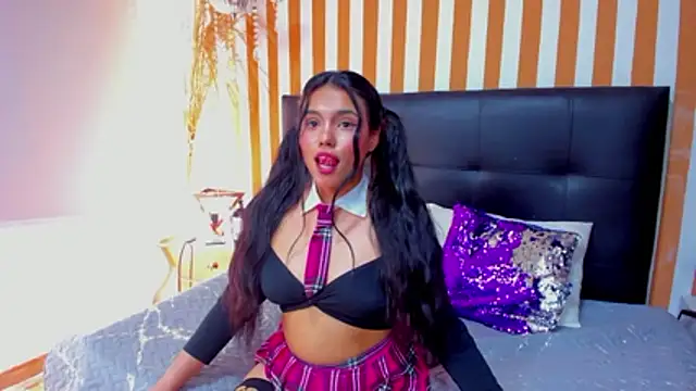 LunaToledo's Live XXX Chat