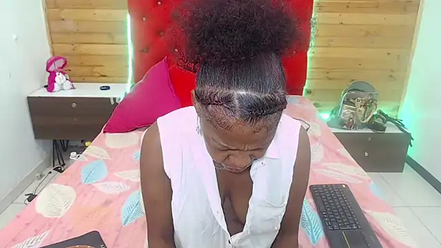 JackyHotBlackのライブXXXチャット