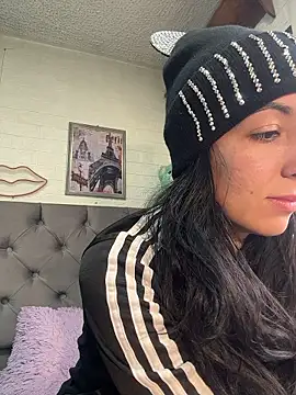 SALOME_KORLANDのライブXXXチャット