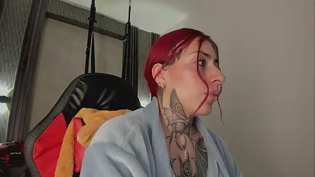 selene_red_: απευθείας συνομιλία ΧΧΧ