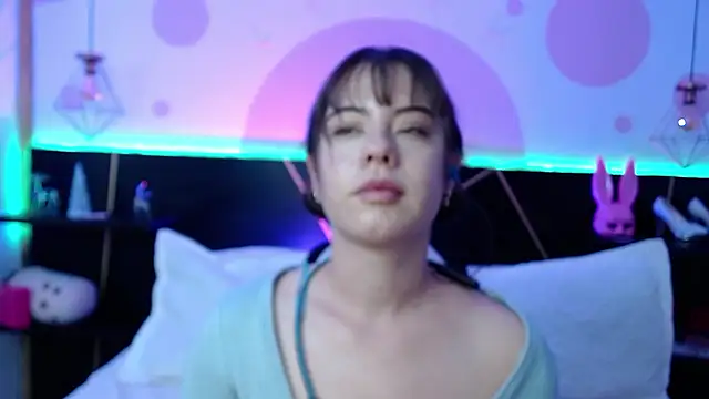 Chatroom XXX en direct de DanniAbbey