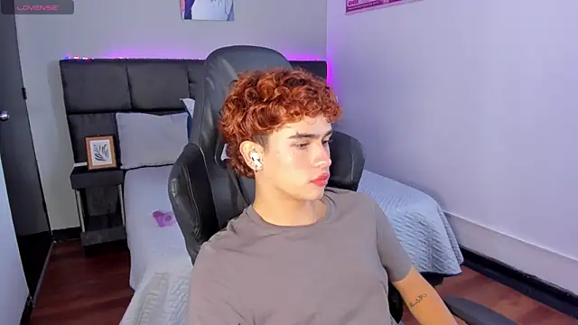 Aiiden_15 Chat XXX in diretta