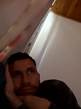 Michaell_Spinelly: απευθείας συνομιλία ΧΧΧ