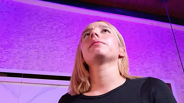 ambar_rosse25: απευθείας συνομιλία ΧΧΧ