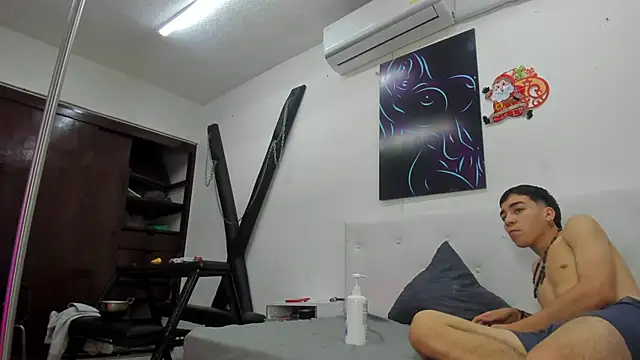 Chat +18 de lucy_78_sweet ao vivo