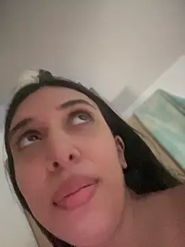 kiaraglam2 Live XXX-chat