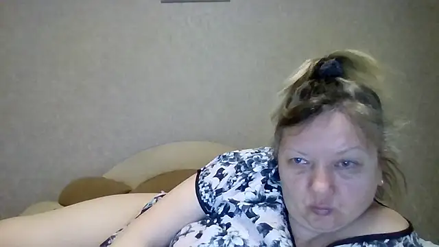 Lusi-777's Live XXX Chat