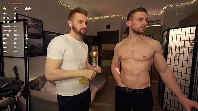 enjoy_me élő XXX-chatje