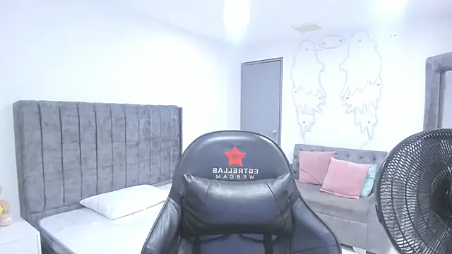 silvana__miller: απευθείας συνομιλία ΧΧΧ