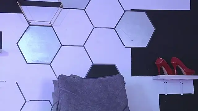 alondrabigtits: απευθείας συνομιλία ΧΧΧ