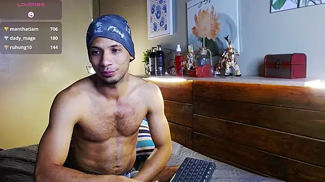 SonicJ25 Live XXX-Chat