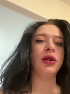 AlishaOfThorns Chat XXX live