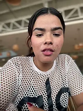 Kaily_Sweet16: онлайн-секс-чат