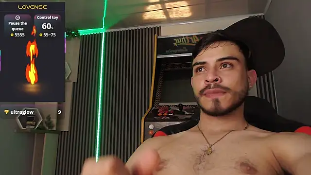 Bastian_MCcormick's Live XXX Chat