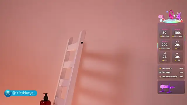 Miablueye's Live XXX Chat